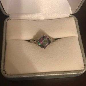 Matching ring and earrings set